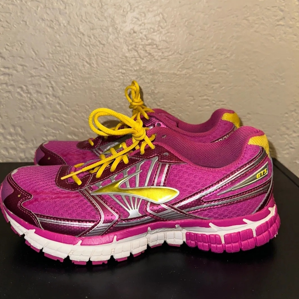 Brooks Pink and Yellow Athletic Running Shoes with Mesh Upper